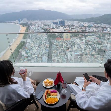 Condotel Tms Hoang Gia View Bien, Toa Nha Cao Nhat 퀴논 외부 사진